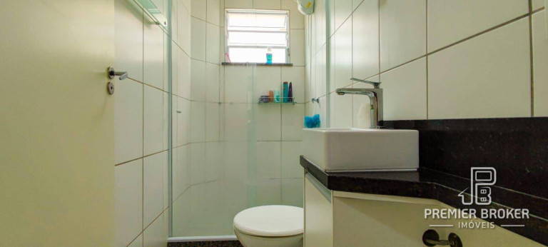 Imagem Apartamento com 2 Quartos à Venda, 50 m² em Pimenteiras - Teresópolis