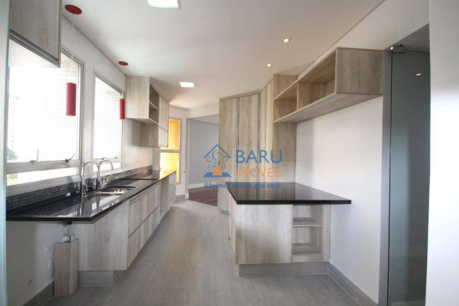 Apartamento com 4 Quartos à Venda, 240 m² em Vila Uberabinha - São Paulo