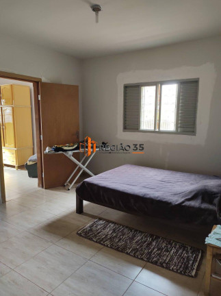 Imagem Casa com 2 Quartos à Venda, 277 m² em Parque San Carlo - Poços De Caldas Imagem Casa com 2 Quartos à Venda, 277 m² em Parque San Carlo - Poços De Caldas