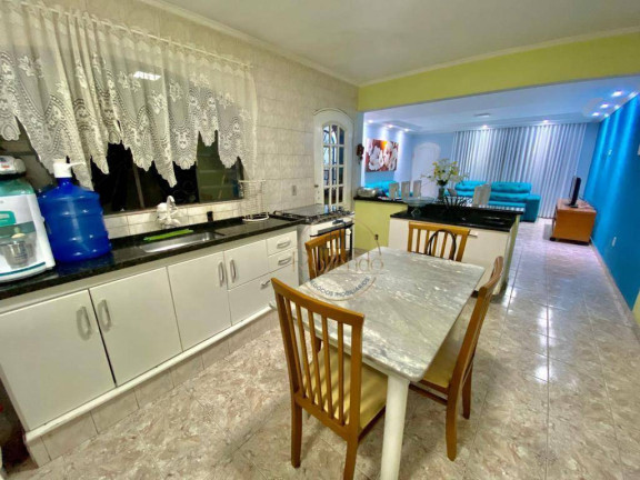 Imagem Sobrado com 7 Quartos à Venda, 218 m² em Jardim Do Estádio - Santo André Imagem Sobrado com 7 Quartos à Venda, 218 m² em Jardim Do Estádio - Santo André