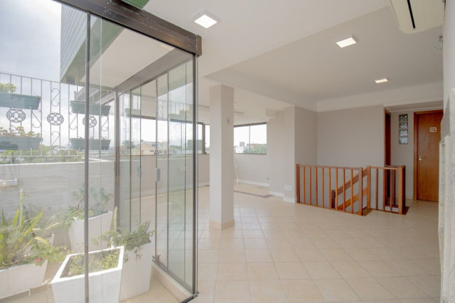 Imagem Cobertura com 3 Quartos à Venda, 147 m² em Chac Das Pedras - Porto Alegre Imagem Cobertura com 3 Quartos à Venda, 147 m² em Chac Das Pedras - Porto Alegre
