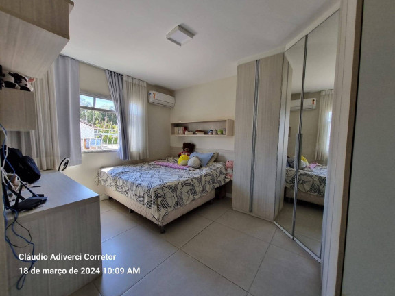 Imagem Casa com 4 Quartos à Venda, 330 m² em Itapuã - Vila Velha