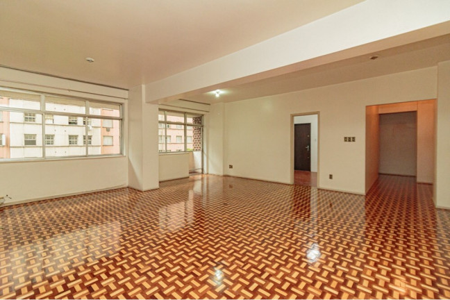 Imagem Imóvel com 2 Quartos à Venda, 137 m² em Centro Histórico - Porto Alegre Imagem Imóvel com 2 Quartos à Venda, 137 m² em Centro Histórico - Porto Alegre