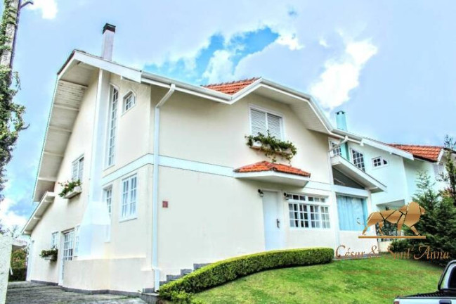 Imagem Casa com 3 Quartos à Venda, 200 m² em Alto Capivari - Campos Do Jordão Imagem Casa com 3 Quartos à Venda, 200 m² em Alto Capivari - Campos Do Jordão