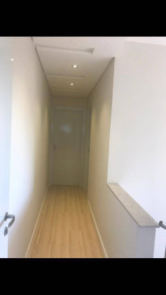 Imagem Casa de Condomínio com 4 Quartos para Alugar, 250 m² em Santa Felicidade - Curitiba