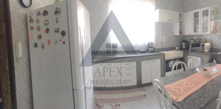 Imagem Casa com 3 Quartos à Venda, 516 m² em Campo Grande - Rio De Janeiro