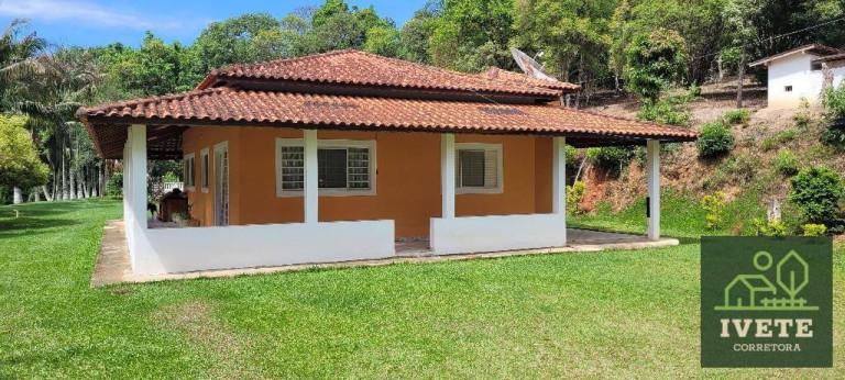 Imagem Chácara com 3 Quartos à Venda, 220 m² em Centro - Serra Negra Imagem Chácara com 3 Quartos à Venda, 220 m² em Centro - Serra Negra