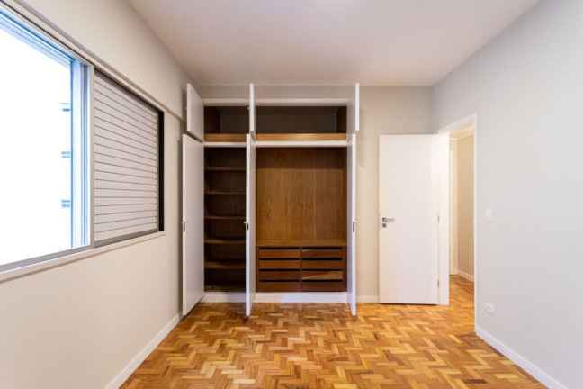 Imagem Apartamento com 3 Quartos à Venda, 195 m² em Jardim Paulistano - São Paulo