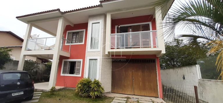 Casa com 4 Quartos à Venda, 200 m² em São João Do Rio Vermelho - Florianópolis