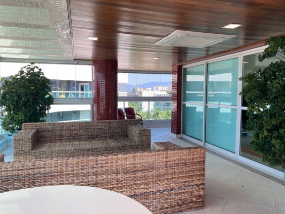 Imagem Imóvel com 4 Quartos à Venda, 366 m² em Riviera - Bertioga Imagem Imóvel com 4 Quartos à Venda, 366 m² em Riviera - Bertioga
