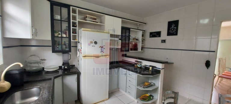 Imagem Casa com 3 Quartos à Venda, em Marilia - Ribeirão Preto Imagem Casa com 3 Quartos à Venda, em Marilia - Ribeirão Preto