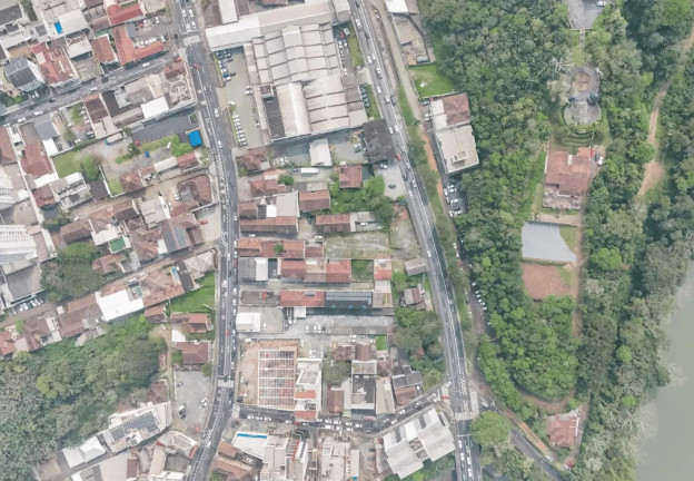 Imagem Terreno à Venda, 1.402 m² em Victor Konder - Blumenau