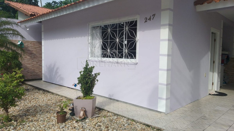 Casa com 2 Quartos à Venda, 69 m² em Forquilhas - São José