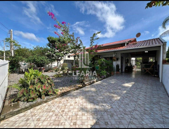 Casa com 3 Quartos à Venda, 114 m² em Princesa Do Mar - Itapoá