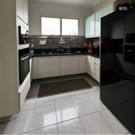 Imagem Casa com 3 Quartos à Venda, 280 m² em Flores - Manaus