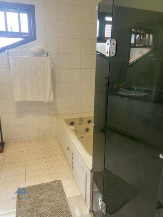 Imagem Casa com 4 Quartos à Venda, 239 m² em Itacorubi - Florianópolis Imagem Casa com 4 Quartos à Venda, 239 m² em Itacorubi - Florianópolis