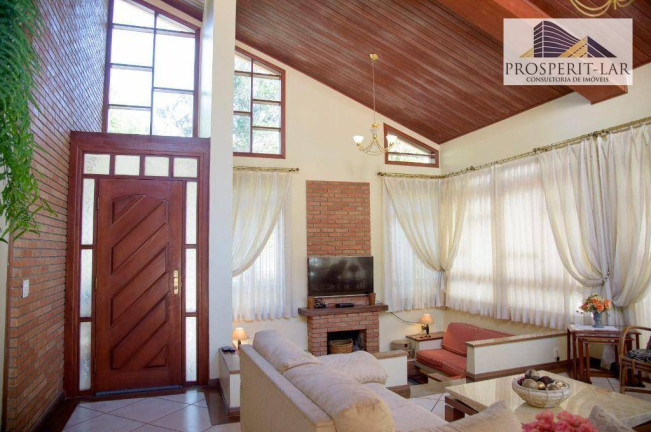 Imagem Casa com 6 Quartos à Venda, 650 m² em Portal Dos Gramados - Guarulhos Imagem Casa com 6 Quartos à Venda, 650 m² em Portal Dos Gramados - Guarulhos