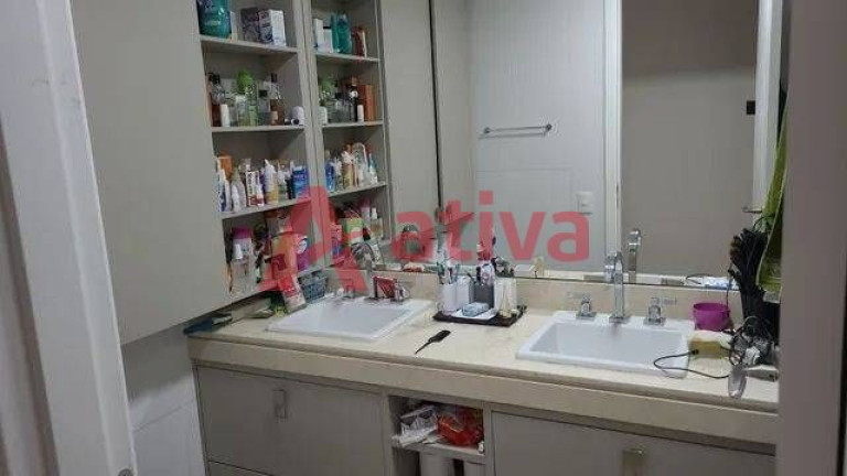 Imagem Apartamento com 4 Quartos à Venda, 159 m² em Barra Da Tijuca - Rio De Janeiro Imagem Apartamento com 4 Quartos à Venda, 159 m² em Barra Da Tijuca - Rio De Janeiro