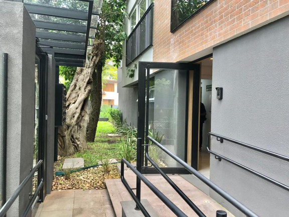 Imagem Cobertura com 2 Quartos à Venda, 63 m² em Menino Deus - Porto Alegre