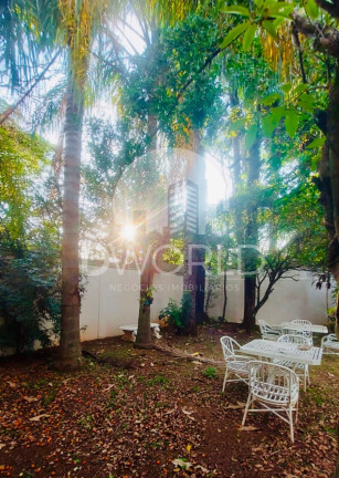 Imagem Casa com 6 Quartos à Venda, 347 m² em Jardim América - São Paulo Imagem Casa com 6 Quartos à Venda, 347 m² em Jardim América - São Paulo