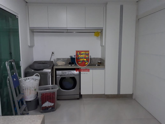 Imagem Casa com 3 Quartos à Venda, 270 m² em Coloninha - Florianópolis Imagem Casa com 3 Quartos à Venda, 270 m² em Coloninha - Florianópolis