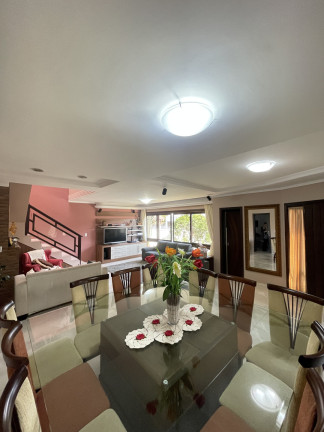 Imagem Casa com 4 Quartos à Venda, 240 m² em Centro - Torres Imagem Casa com 4 Quartos à Venda, 240 m² em Centro - Torres