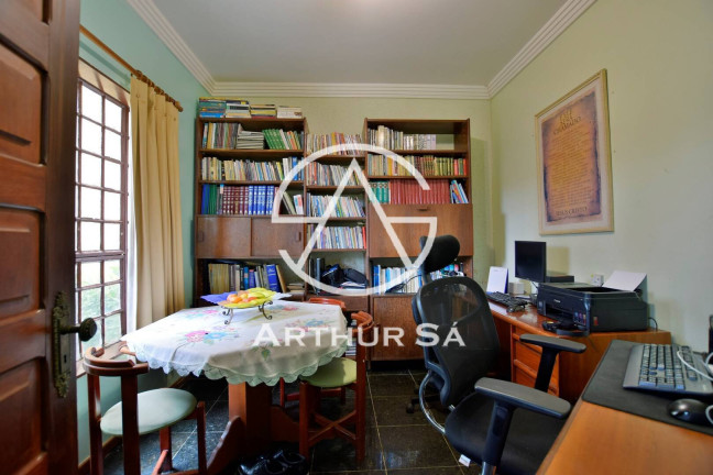 Imagem Casa com 4 Quartos à Venda, 1.100 m² em Lago Norte - Brasília Imagem Casa com 4 Quartos à Venda, 1.100 m² em Lago Norte - Brasília