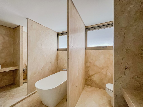 Imagem Apartamento com 3 Quartos à Venda, 388 m² em Moinhos De Vento - Porto Alegre