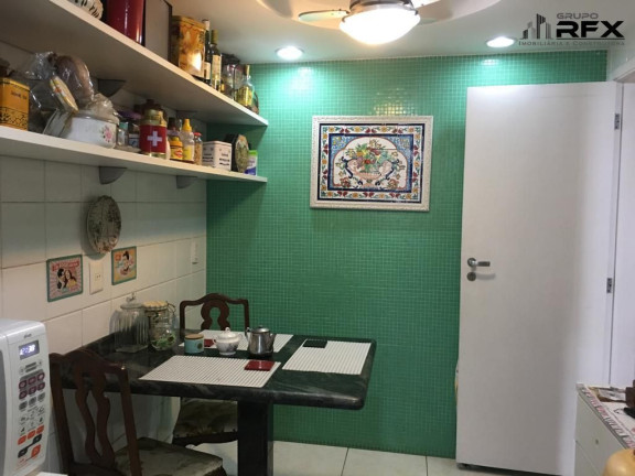 Imagem Apartamento com 3 Quartos à Venda, 166 m² em Icaraí - Niterói