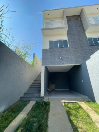Imagem Sobrado com 3 Quartos à Venda, 125 m² em Jardim Mirna - Taboão Da Serra