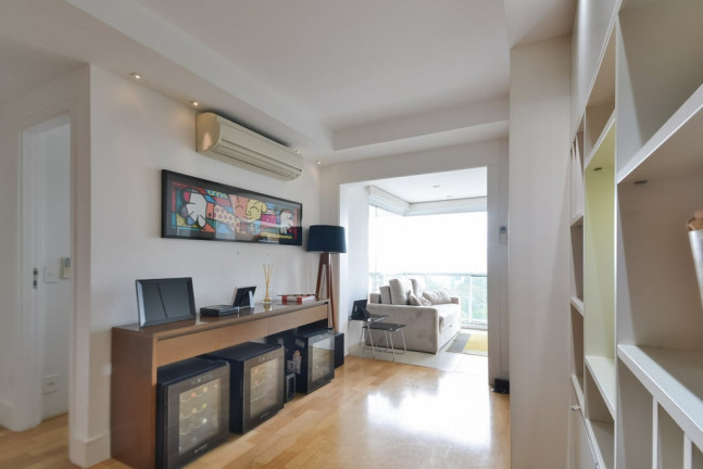 Imagem Imóvel com 2 Quartos à Venda, 133 m² em Pinheiros - São Paulo Imagem Imóvel com 2 Quartos à Venda, 133 m² em Pinheiros - São Paulo