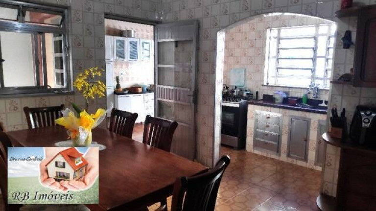 Imagem Casa com 4 Quartos à Venda, 210 m² em Vila Linda!!! - Santo André Imagem Casa com 4 Quartos à Venda, 210 m² em Vila Linda!!! - Santo André