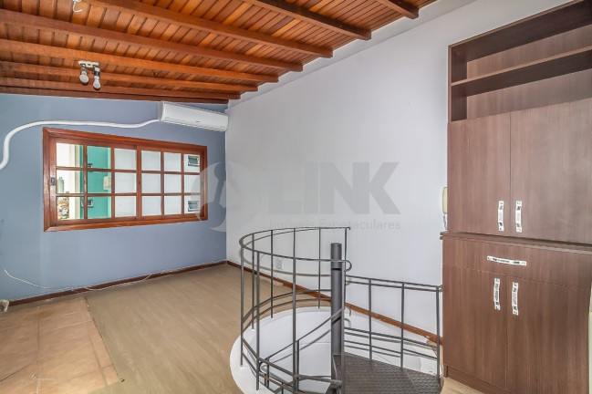 Imagem Imóvel com 2 Quartos à Venda, 81 m² em Passo Da Areia - Porto Alegre Imagem Imóvel com 2 Quartos à Venda, 81 m² em Passo Da Areia - Porto Alegre