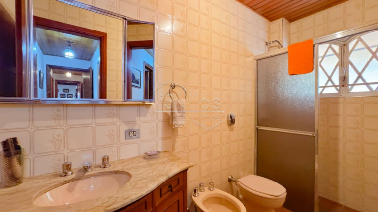 Imagem Apartamento com 4 Quartos à Venda, 214 m² em Capivari - Campos Do Jordão Imagem Apartamento com 4 Quartos à Venda, 214 m² em Capivari - Campos Do Jordão