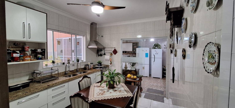 Imagem Casa com 3 Quartos à Venda, 155 m² em Centro - Peruíbe Imagem Casa com 3 Quartos à Venda, 155 m² em Centro - Peruíbe