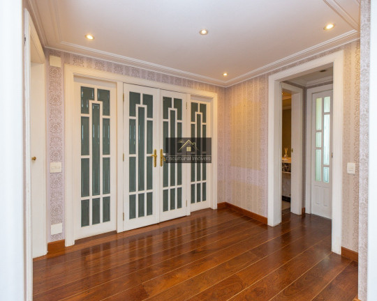 Imagem Apartamento com 4 Quartos à Venda, 411 m² em Jardim Marajoara - São Paulo