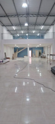 Sala Comercial para Alugar, 80 m² em Centro - Vinhedo