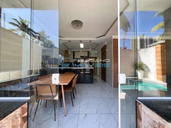 Imagem Casa com 6 Quartos à Venda, 167 m² em Canto Do Forte - Praia Grande Imagem Casa com 6 Quartos à Venda, 167 m² em Canto Do Forte - Praia Grande