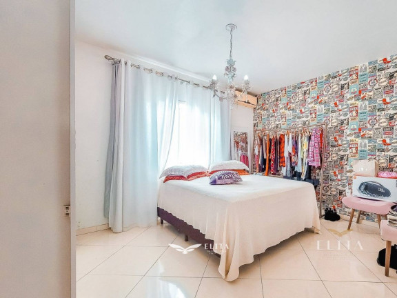 Imagem Casa com 4 Quartos à Venda, 240 m² em Centro - Barra Velha Imagem Casa com 4 Quartos à Venda, 240 m² em Centro - Barra Velha