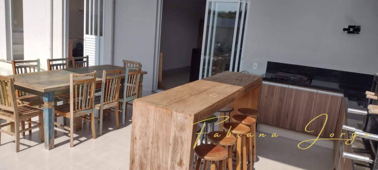 Imagem Casa de Condomínio com 3 Quartos à Venda, 200 m² em Swiss Park - Campinas Imagem Casa de Condomínio com 3 Quartos à Venda, 200 m² em Swiss Park - Campinas