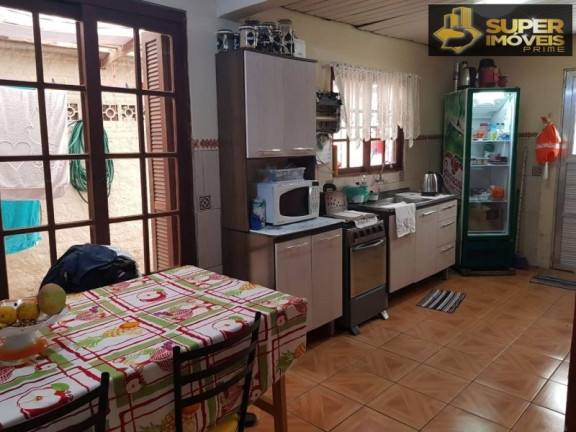 Imagem Casa com 3 Quartos à Venda, 200 m² em Três Vendas - Pelotas