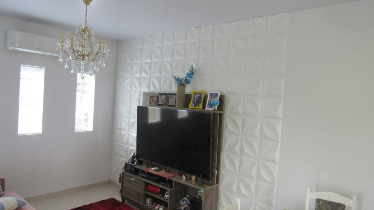 Imagem Casa com 3 Quartos à Venda, 132 m² em Centro - Concórdia Imagem Casa com 3 Quartos à Venda, 132 m² em Centro - Concórdia