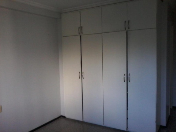 Imagem Imóvel com 3 Quartos à Venda, 136 m² em Aldeota - Fortaleza Imagem Imóvel com 3 Quartos à Venda, 136 m² em Aldeota - Fortaleza