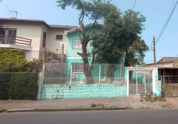 Imagem Casa com 4 Quartos à Venda, 284 m² em Tristeza - Porto Alegre Imagem Casa com 4 Quartos à Venda, 284 m² em Tristeza - Porto Alegre