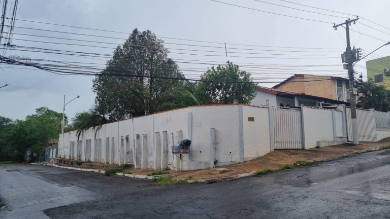 Imagem Casa com 5 Quartos à Venda, em Boa Esperança - Cuiabá Imagem Casa com 5 Quartos à Venda, em Boa Esperança - Cuiabá