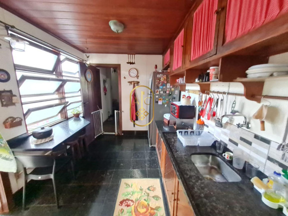 Imagem Casa com 4 Quartos à Venda, 250 m² em Pituaçu - Salvador Imagem Casa com 4 Quartos à Venda, 250 m² em Pituaçu - Salvador