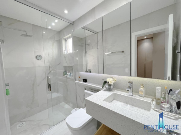 Imagem Apartamento com 4 Quartos à Venda, 190 m² em Pioneiros - Balneário Camboriú Imagem Apartamento com 4 Quartos à Venda, 190 m² em Pioneiros - Balneário Camboriú