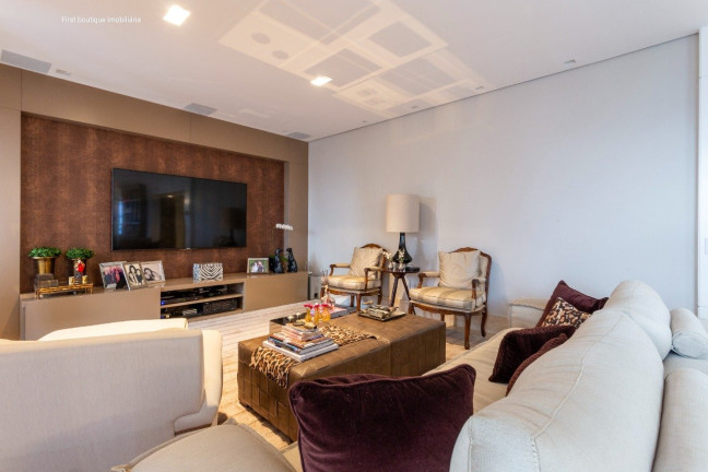 Imagem Apartamento com 4 Quartos à Venda,  em Vila Uberabinha - São Paulo