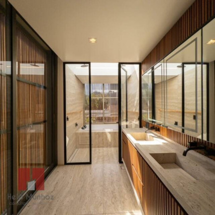 Imagem Casa com 4 Quartos à Venda, 731 m² em Alphaville Residencial Um - Barueri Imagem Casa com 4 Quartos à Venda, 731 m² em Alphaville Residencial Um - Barueri