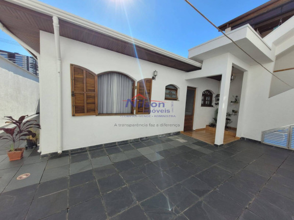 Imagem Casa com 3 Quartos à Venda, em Guarulhos Imagem Casa com 3 Quartos à Venda, em Guarulhos